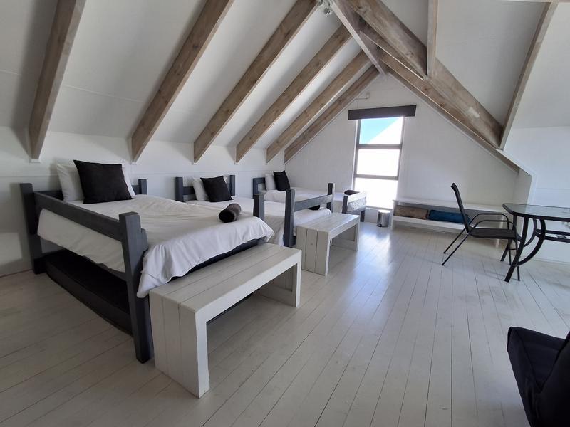 3 Bedroom Property for Sale in Golden Mile Western Cape